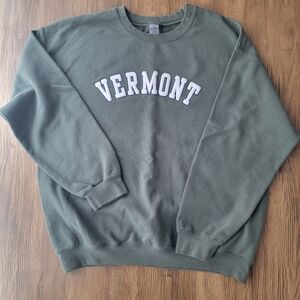 Green Vermont Crewneck Sweatshirt- Size Large